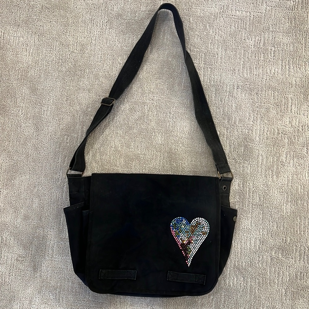 Black cross body messenger bag with rhinestone heart